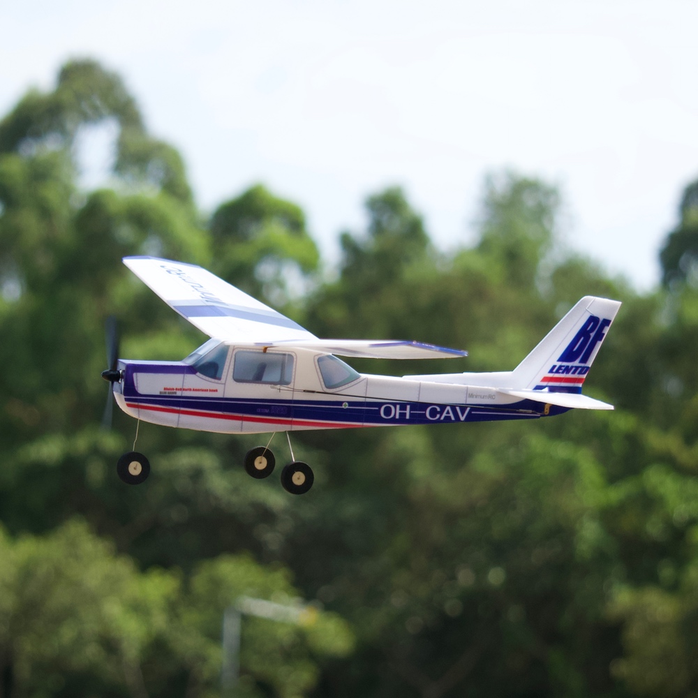 MinimumRC Plane Kit Blue Cessn - огляд і ціна Kids Outdoor Gifts