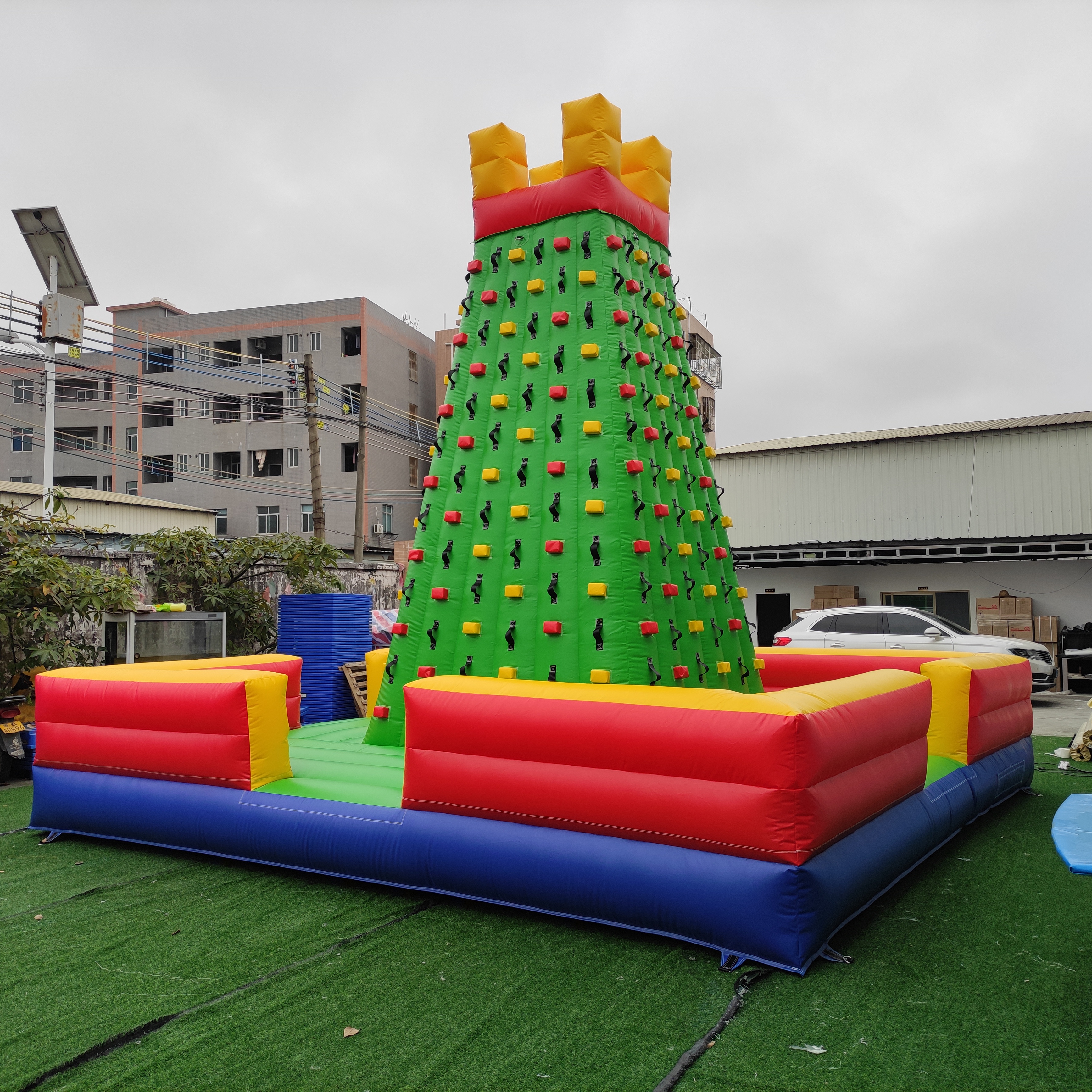 Outdoor Inflatable Rock Climbi - огляд і ціна Kids Outdoor Climbing Wall